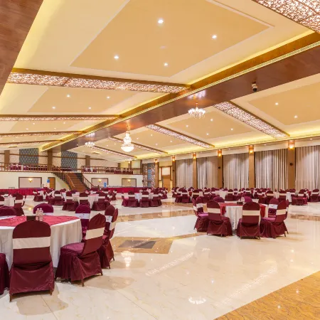 Chitwan Midtown Hotel