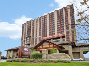 DoubleTree Fallsview Resort & Spa by Hilton - Niagara Falls