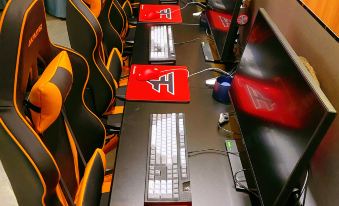 Extreme Land E-sports Hotel