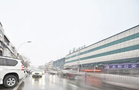 Jasmine·Manju Secret Garden Hotel (Taihe Xiyang Middle Road) Отели рядом с достопримечательностью «Taihe Gymnasium»