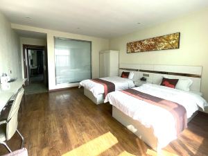 Jun Hotels (Yingtai Industrial Park, Xiaoji Town, Jiangdu District)