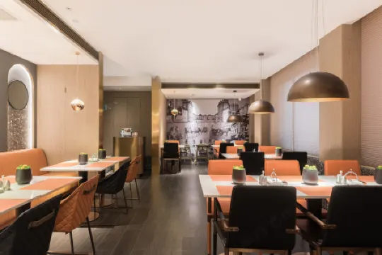 Paco Hotel Canton Tower Pazhou Отели рядом с достопримечательностью «HongShuWan JiaJu BoLan ZhongXin»