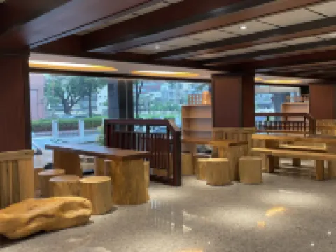 Wei Feng Hotel Hoteles en Pingdong