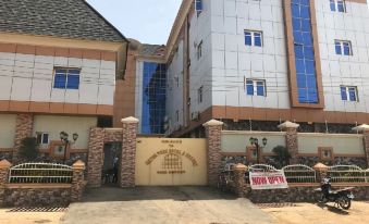 Milton Park Hotel & Resort