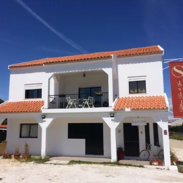 Sublime Sun & Van - by Meco Stays