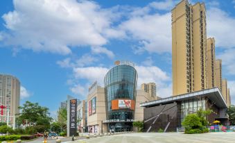 Starway Hotel (Nanchang Elephant Hunan University Affiliated Hospital)