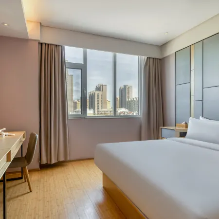 Linqing Baisheng Business Hotel