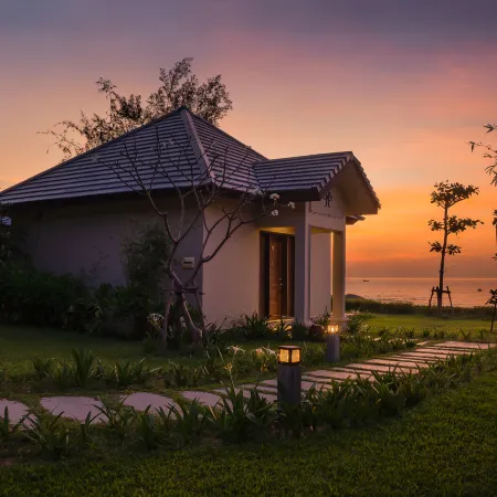 Crown Retreat Quy Nhon Resort
