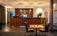 Hotel Grand Chancellor Hobart - breakfast