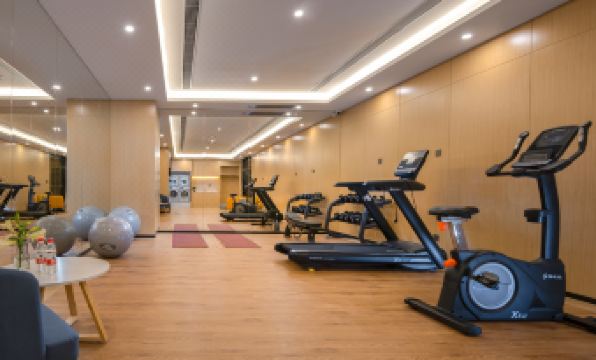 Vienna International Hotel (Shenzhen Futianqu Jingtian)