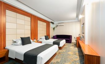 JinDaLai City Hotel (chuhehan Street Hongshan Square subway station store)