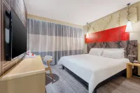 Ibis Hotel (Nanjing Lishui Station Tianli Plaza Branch)