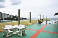 Leisure Cove Hotel and Apartments - con vistas al mar