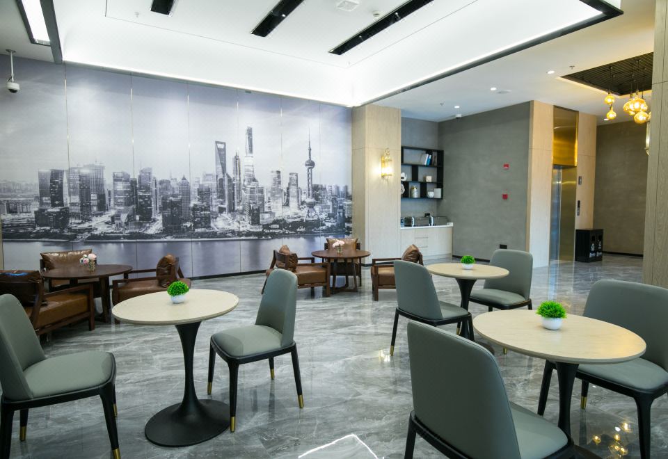 2. 웨이팅 호텔 상..