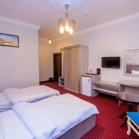 Dendi Plaza Hotel