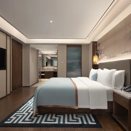 TILL BRIGHT HOTEL (Yiyang Heshan District Pedestrian Street Branch)