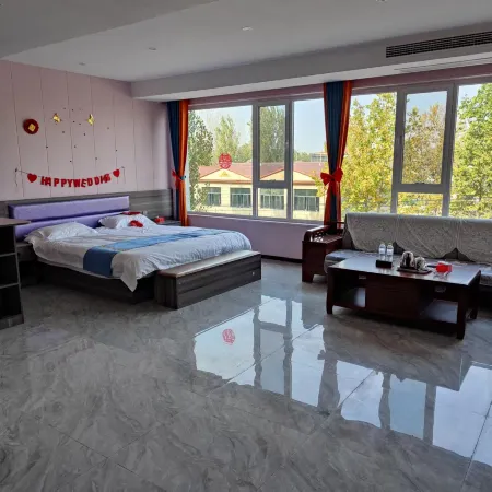 Xinshengju Business Hotel
