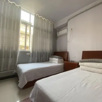 Hanhong Inn (Wuhan Hannan Bus Station) Hotels near Wuhan Hannan Airport