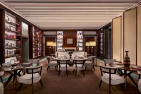 Portrait Milano - Lungarno Collection