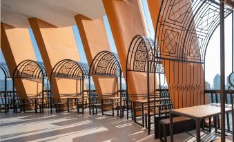 Xishuangbanna Jinghong Manzhou Hotel (Star Night Market)