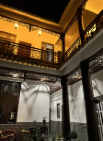 Yuemu Mountain House