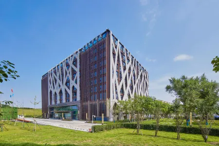 TANGDI ORIENTAL HOTEL Отели рядом с достопримечательностью «Yingtian Temple»