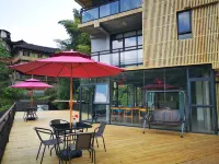 Ershangjia Homestay (Longji Terraces)