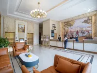 Vienna Hotel (Neijiang Zizhong Branch) - parking