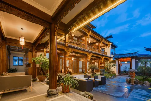 Xiya Residential Residence Hotels in Jianchuan