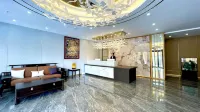 Shiqu Yunduan Zaxika Hotel - parkir