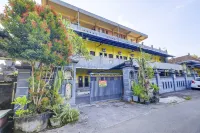 OYO 3487 Es Em Je Residence Hotel dekat Pasar Pancur Batu