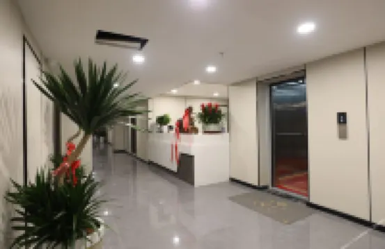 Cayton E-sports Hotel