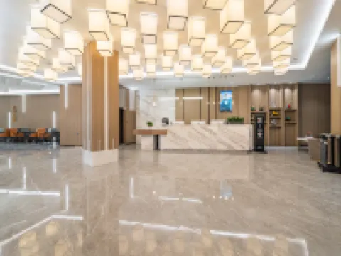 Rezen Select Hotel Hotels in Karamay