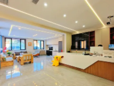 Altai Mountain Down Xiaozhu Homestay