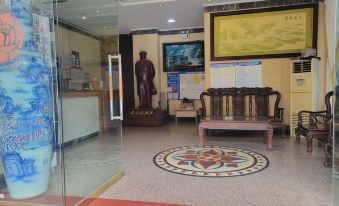 Pingxiang Furong Hotel