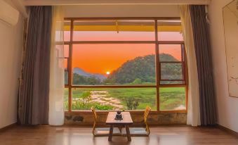 Puzhehei Mingsu · Mountain View Sunset Hotel (Puzhehei Scenic Area Qinglongshan Branch)