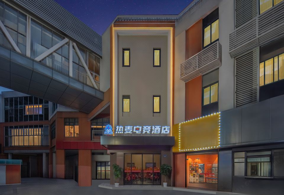 hotel overview picture