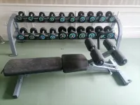 Boyue Apartment (Qingyuan Fogang Evergrande Yiquan Four Seasons) - Gym