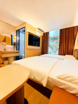 Yusen Hotel (Quancheng Guangchang) Hotels near Furong Ancient Street