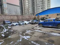 Cuihu Hotel - parking