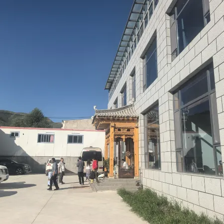 Xiahe Gesang Yunju Homestay