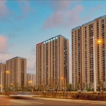 芸汐知晚觀影公寓（京商商貿城安醫一附院北區地鐵站店）