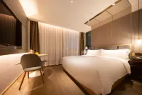 Paco Hotel (Guangzhou South Railway Station Panyu Changlong Branch) - Kitchens