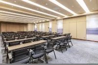 Atour Hotel (Xingzhong Plaza)