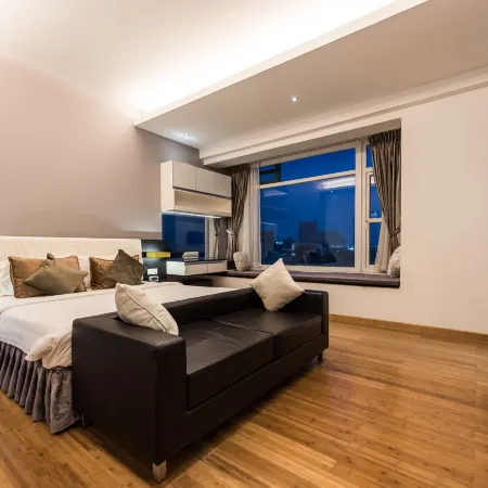 Naki Suites @ Silvertown