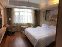 维也纳国际酒店(北京清源路地铁站店) - 豪华大床房