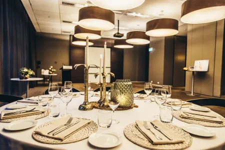 Fraser Suites Sydney Отели рядом с достопримечательностью «Сиднейский Таун-холл»