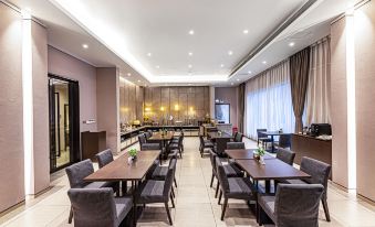 Home Inn Plus (Kunshan West Qianjin Raod Hongqiao)