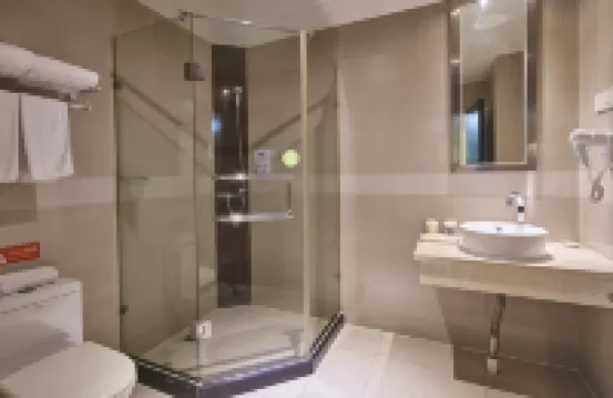 Yiman Hotel (Suzhou Shantang Street Hanshan Temple Store)