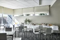 Punthill Knox Hotels in Ferntree Gully